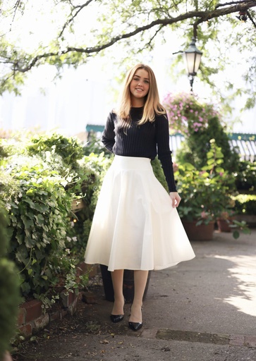 WHITE CIRCLE SKIRT